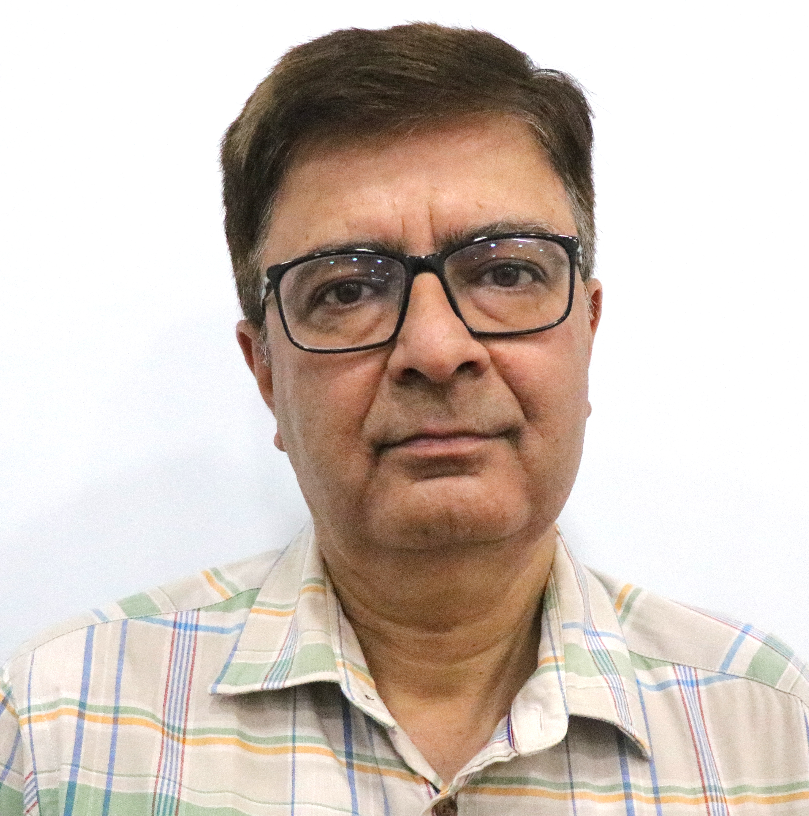 Dr Sanjay Khanna